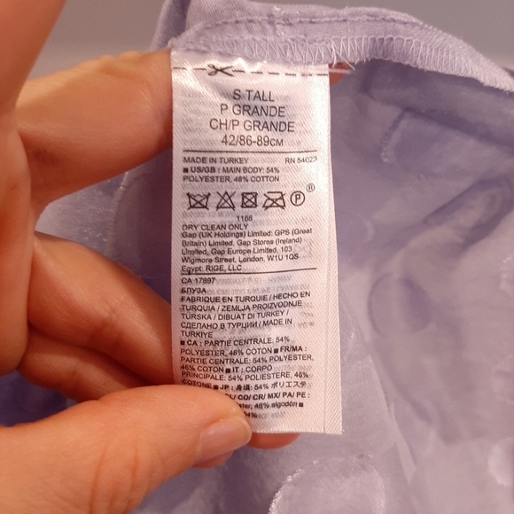 BANANA REPUBLIC Eyelash Fringe Top Sheer Lavender Short Bell Sleeve Satin Blouse - Picture 9 of 9